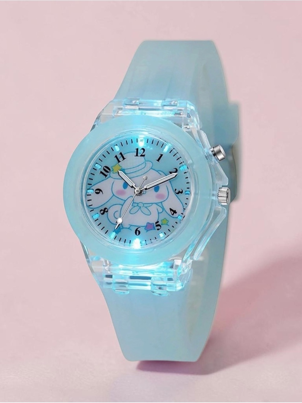 NWT-SANRIO-CINNAMOROLL LIGHT UP WATCH 
Brand new in box